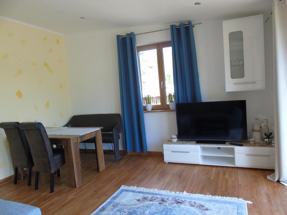 Ferienwohnung Rhoen Kaltennordheim Ngoại thất bức ảnh